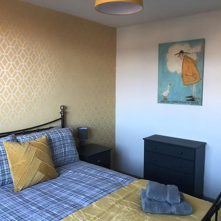 Rowan Place 5 Bedroom Off Street Parking Accommodation Дарем Екстер'єр фото