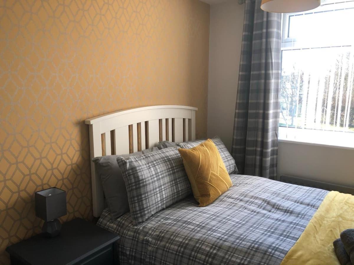 Rowan Place 5 Bedroom Off Street Parking Accommodation Дарем Екстер'єр фото